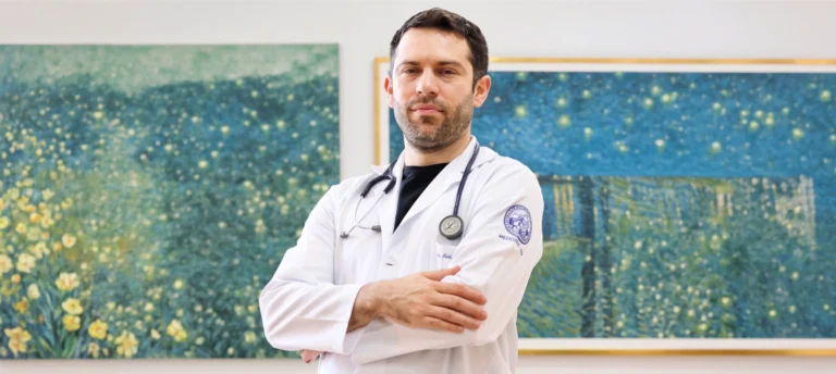 José Padrão Mendes, fundador e diretor clínico da Clínica NeuroPsyque, em artigo sobre sinais de stress, esgotamento e importância de procurar ajuda médica cedo.